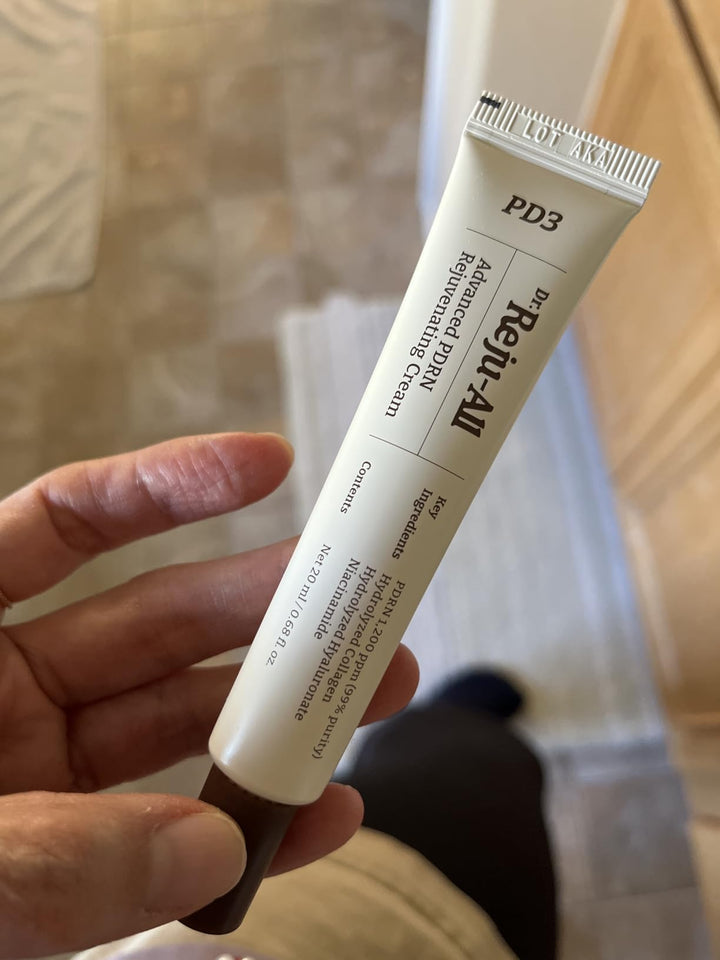 Review by — Olivia T.